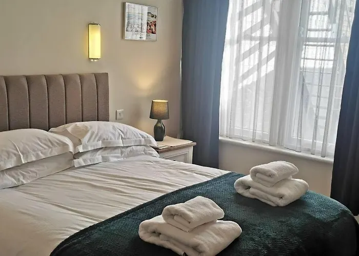 27 Princess Royal House - Ground Floor * スカーバラ