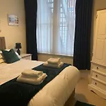 27 Princess Royal House - Ground Floor *
